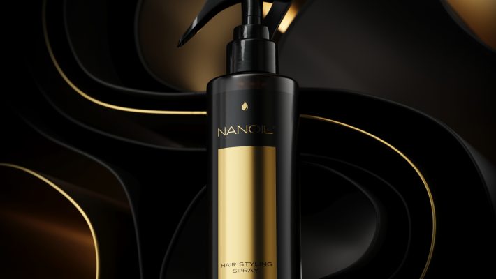 polecany spray do stylizacji włosów Nanoil